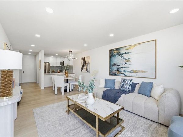 1140 E Ocean Boulevard, Unit 109, Long Beach, CA 90802