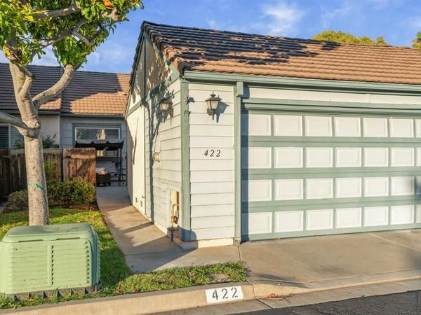422 Devonshire Gln, Escondido, CA 92027
