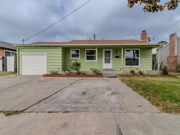 111 Mayfair Drive, Salinas, CA 93905
