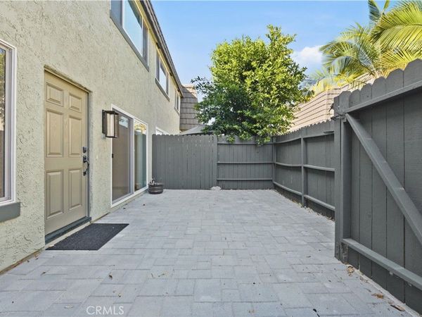 1651 Iowa Street, Unit C, Costa Mesa, CA 92626