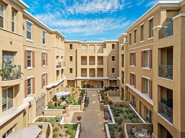 128 N Oak Knoll Avenue, Unit 317, Pasadena, CA 91101