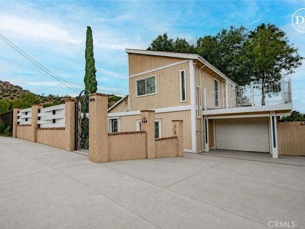 9516 Dennis, Chatsworth, CA 91311
