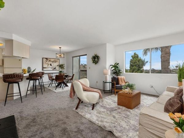 155 Rosebay Dr, Unit 2, Encinitas, CA 92024