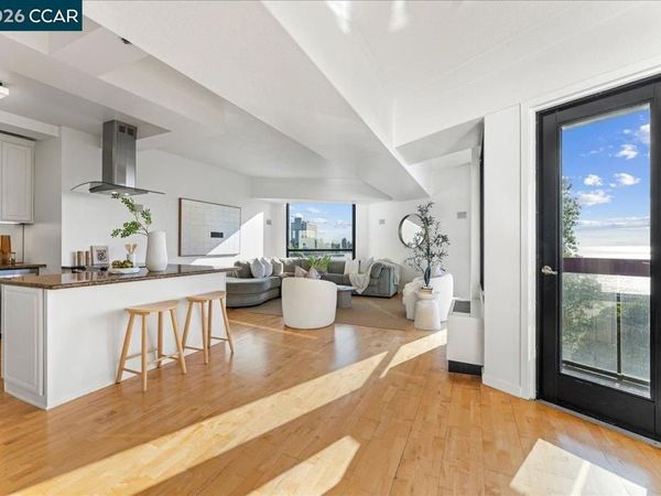 6363 Christie Ave, Unit 406, Emeryville, CA 94608