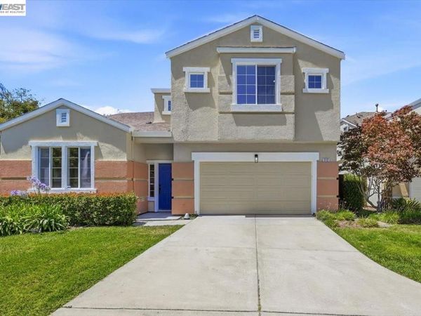 112 Ridgepoint Ct, Hercules, CA 94547