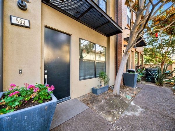 563 W Maple Avenue, Orange, CA 92868