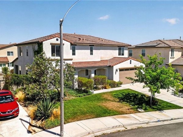 4914 Horse Chestnut, Jurupa Valley, CA 91752