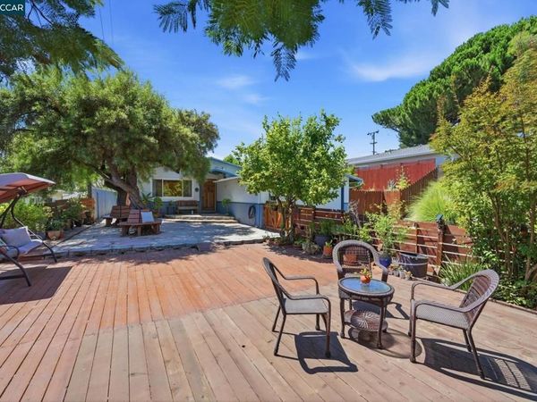 1501 Lassen Ct, Vallejo, CA 94591