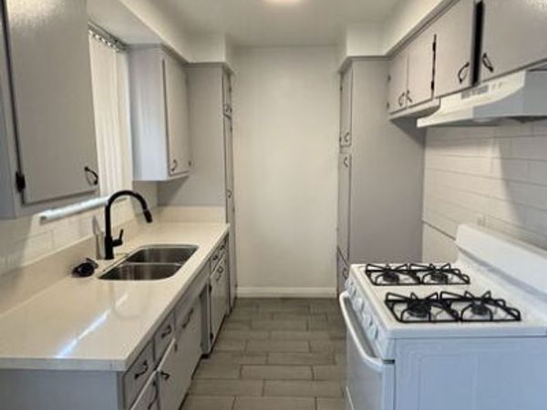 8759 Tobias Avenue, Unit Apt 29, Panorama City, CA 91402