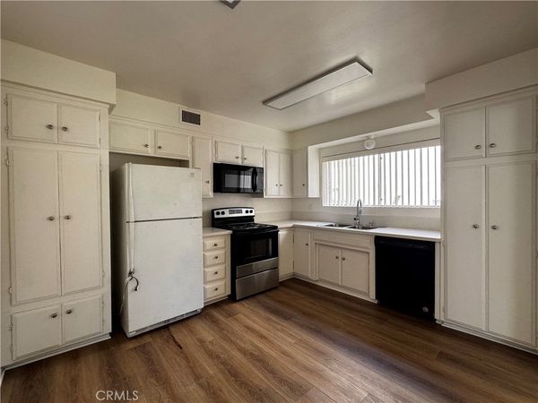 475 E Cypress, Unit 104, Redlands, CA 92373