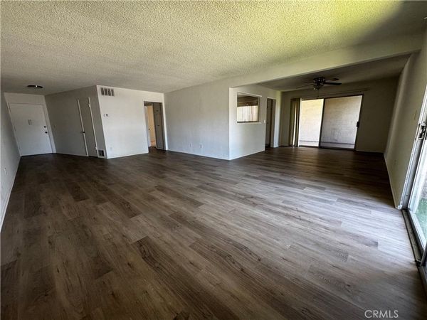 475 E Cypress, Unit 300, Redlands, CA 92373