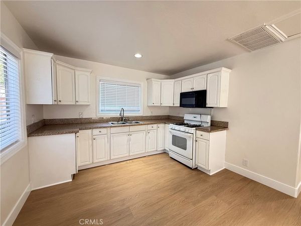 10556 El Dorado Avenue, Pacoima, CA 91331