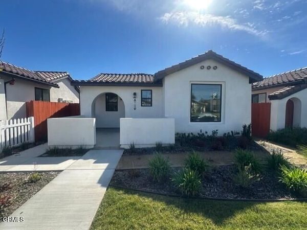 1150 W 1st Street, Oxnard, CA 93030