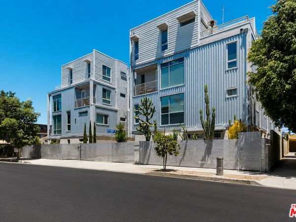 6021 W Beachwood Lane, Los Angeles, CA 90038