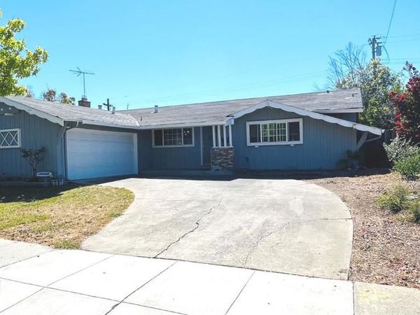 10460 Davison Avenue, Cupertino, CA 95014