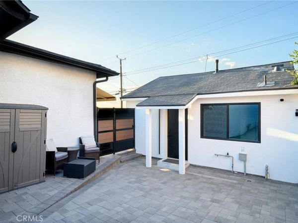 915 Cornell, Burbank, CA 91504