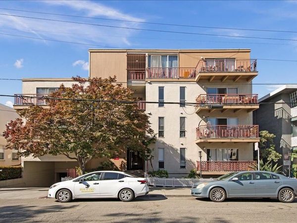 220 Athol Avenue, Oakland, CA 94606