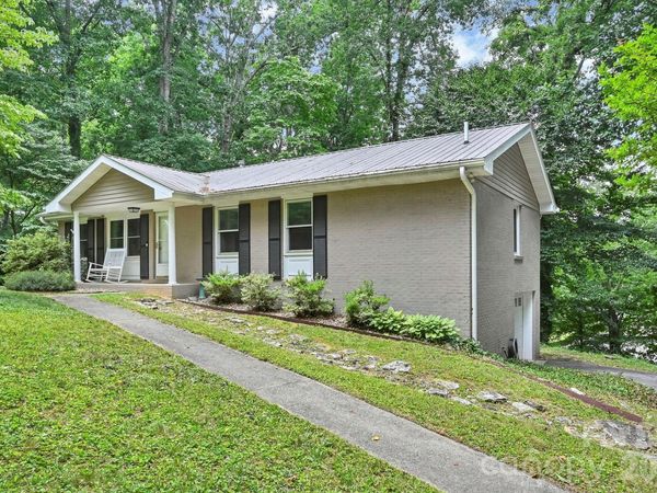 222 Timberlane Drive, Etowah, NC 28729