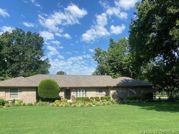 7488 N 147th East Avenue , Owasso, OK 74055