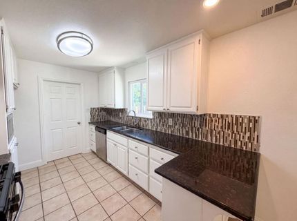209 Bryan Ave, Roseville, CA 95661 Photo