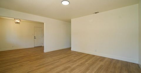 509 E Street, Roseville, CA 95678 Photo