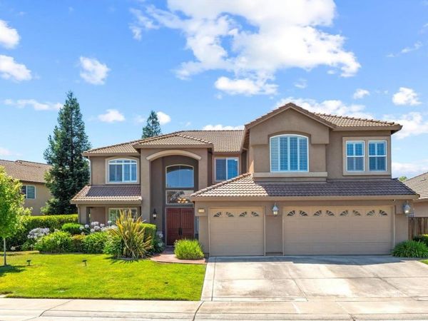 2726 Marina Point Ln, Elk Grove, CA 95758