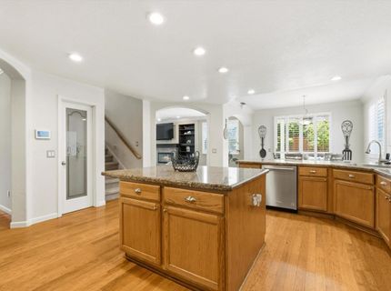 2726 Marina Point Ln, Elk Grove, CA 95758 Photo