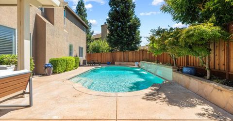 2726 Marina Point Ln, Elk Grove, CA 95758 Photo