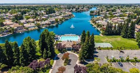 2726 Marina Point Ln, Elk Grove, CA 95758 Photo