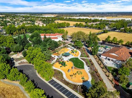 2726 Marina Point Ln, Elk Grove, CA 95758 Photo