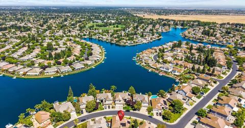 2726 Marina Point Ln, Elk Grove, CA 95758 Photo