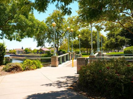 2726 Marina Point Ln, Elk Grove, CA 95758 Photo