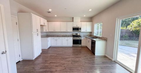 8224 Kossum Way, Elk Grove, CA 95624 Photo