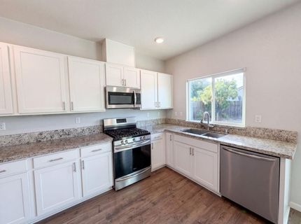 8224 Kossum Way, Elk Grove, CA 95624 Photo