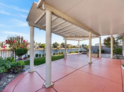 9576 Crystal Bay Ln, Elk Grove, CA 95758 Photo