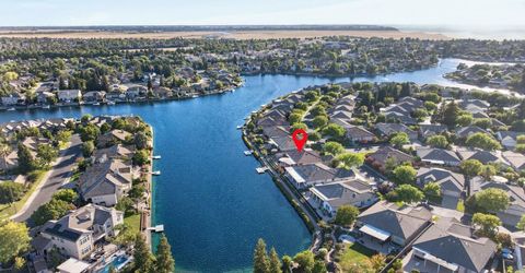 9576 Crystal Bay Ln, Elk Grove, CA 95758 Photo