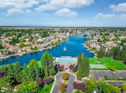 9576 Crystal Bay Ln, Elk Grove, CA 95758 Photo