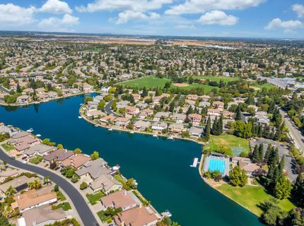 9576 Crystal Bay Ln, Elk Grove, CA 95758 Photo