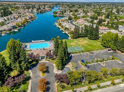 9576 Crystal Bay Ln, Elk Grove, CA 95758 Photo