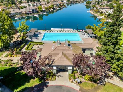 9576 Crystal Bay Ln, Elk Grove, CA 95758 Photo