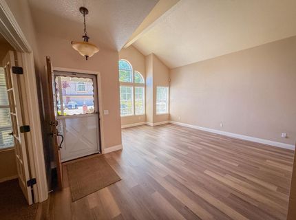 8809 Bridalsmith Dr, Sacramento, CA 95828 Photo