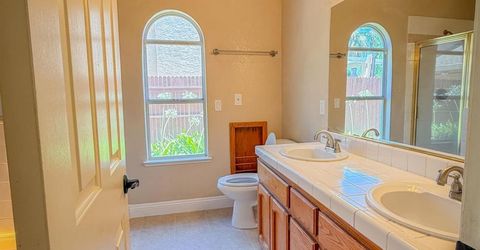 8809 Bridalsmith Dr, Sacramento, CA 95828 Photo