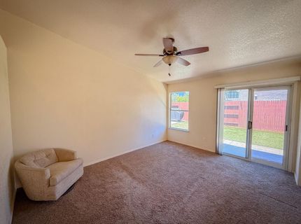 8809 Bridalsmith Dr, Sacramento, CA 95828 Photo