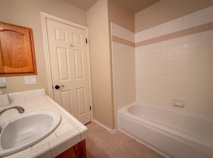 8809 Bridalsmith Dr, Sacramento, CA 95828 Photo