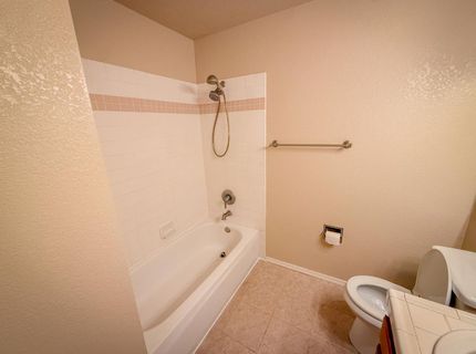 8809 Bridalsmith Dr, Sacramento, CA 95828 Photo