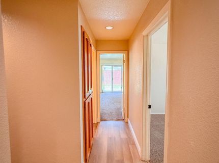 8809 Bridalsmith Dr, Sacramento, CA 95828 Photo