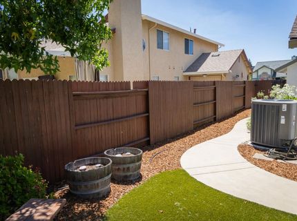 8809 Bridalsmith Dr, Sacramento, CA 95828 Photo