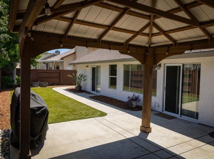 8809 Bridalsmith Dr, Sacramento, CA 95828 Photo