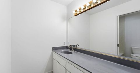 2840 Tiffany West Way, Sacramento, CA 95827 Photo