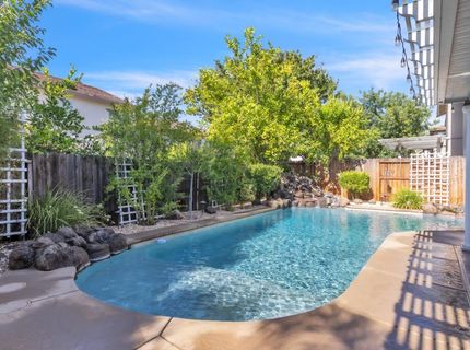 140 Lyman, Sacramento, CA 95835 Photo